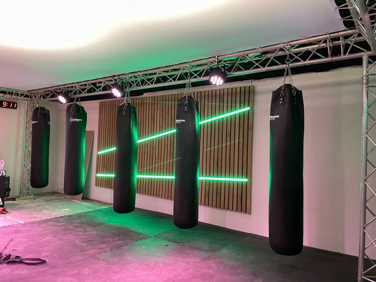 interieur van kickboxing institute bussm