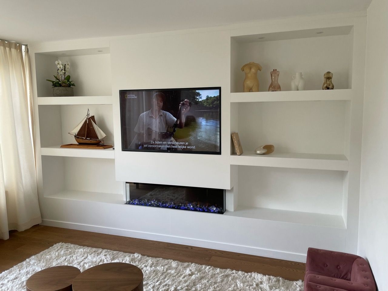 Cinewall Almere Haven in een stijlvolle woonkamer