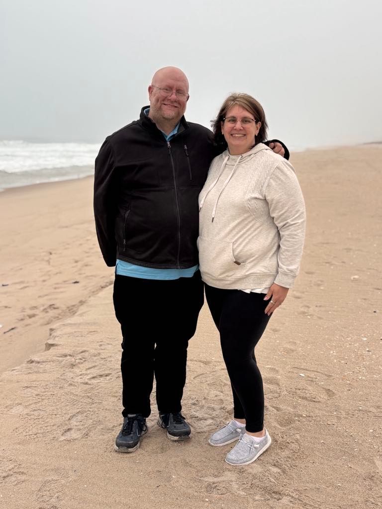 A photo of DJ Keilholz and his wife Dawna, owner of DJ's Repair Service in Linn, Missouri