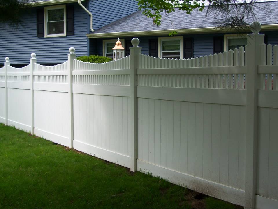 White Vinyl Backyard Fence — Blue Anchor, NJ — Reyes Fence