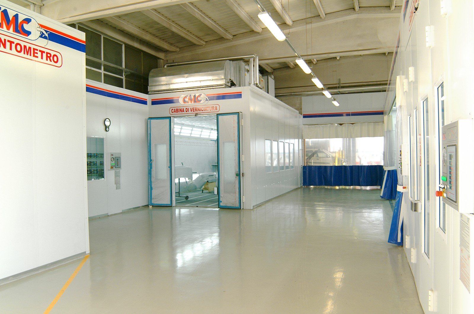 spazi interni della carrozzeria auto