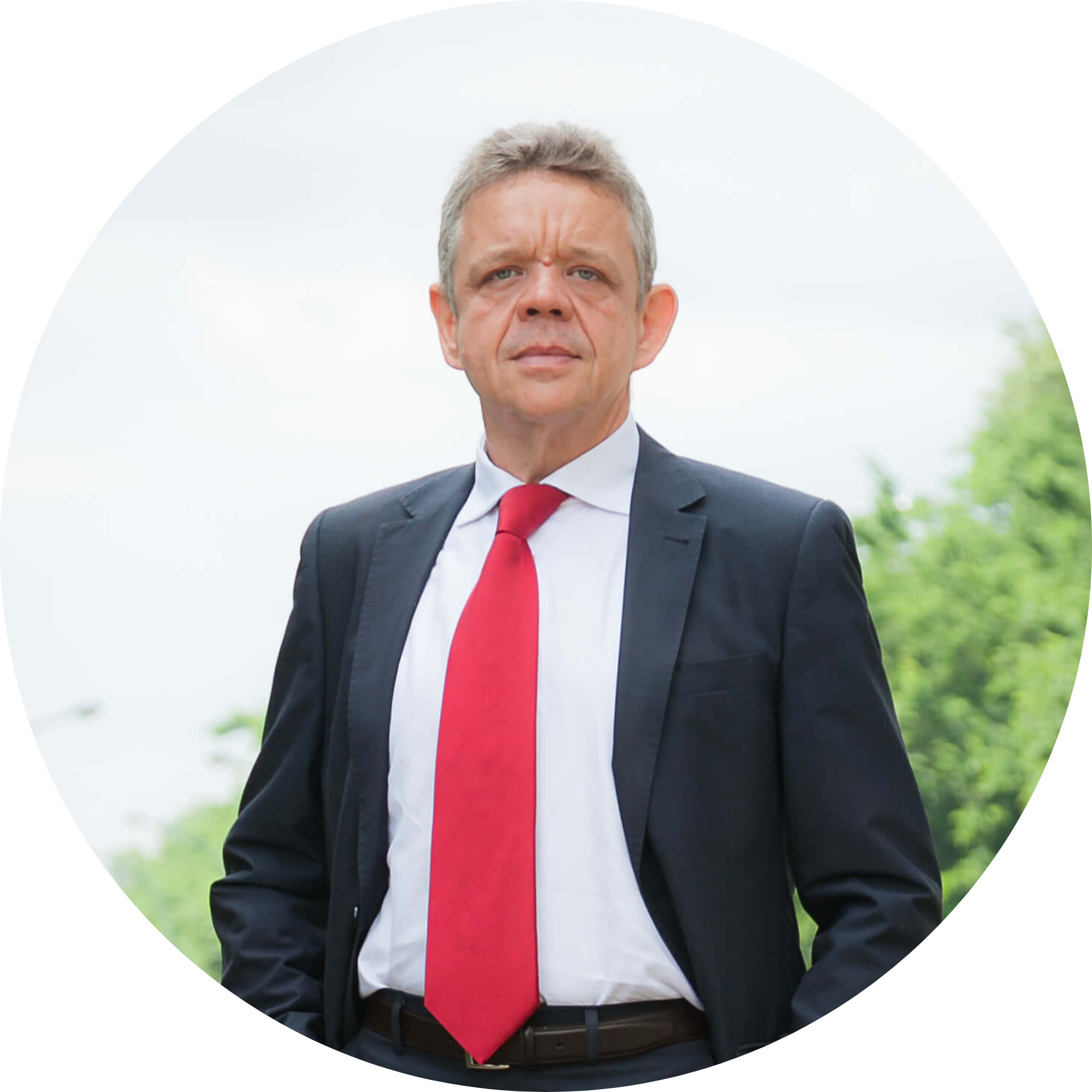 Burget Péter, a könyv szerzője Fénykép Burget Péterről, a könyv szerzőjéről