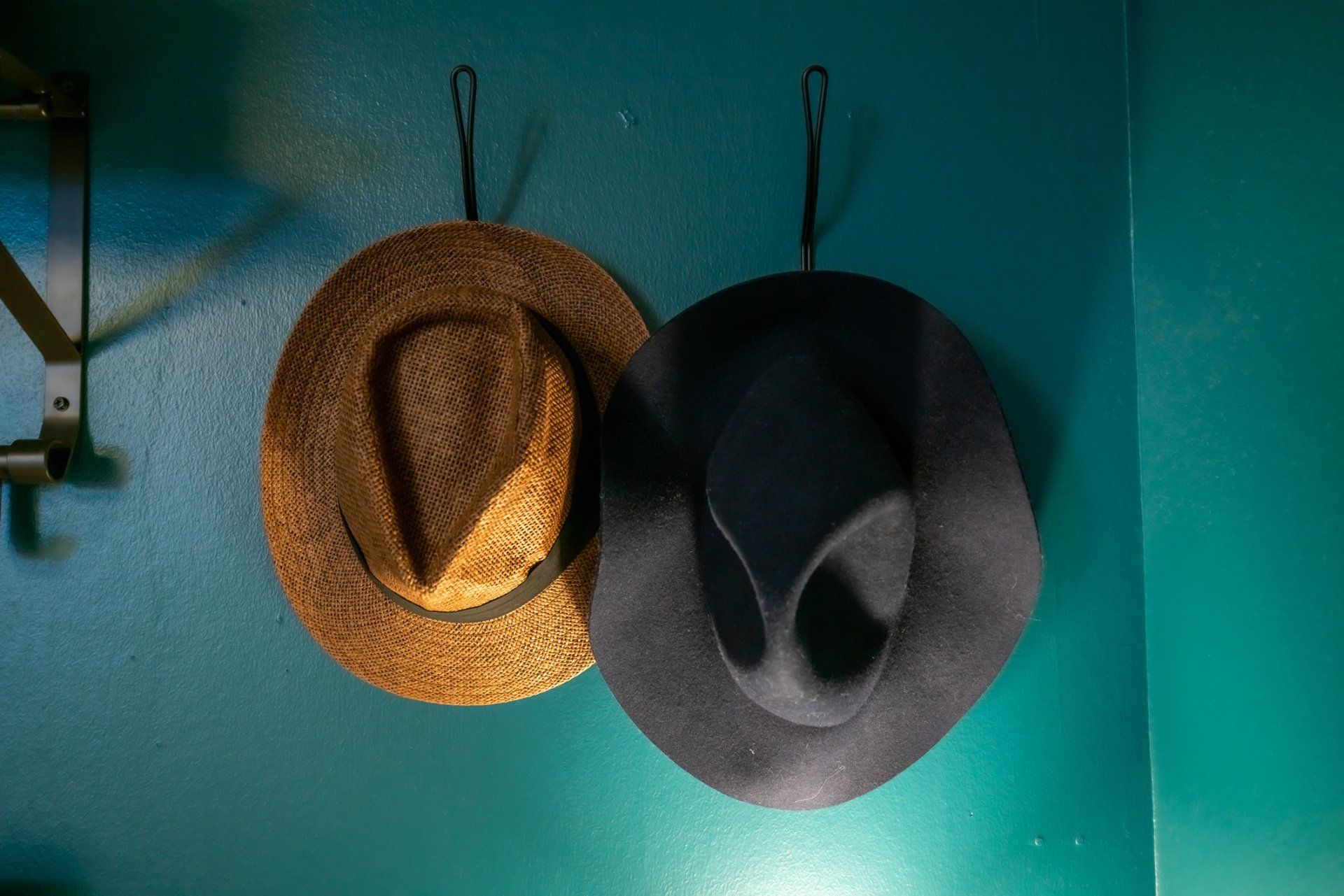 Men Hair Products - Abingdon, VA - Mr. Siegner's Mens Shop