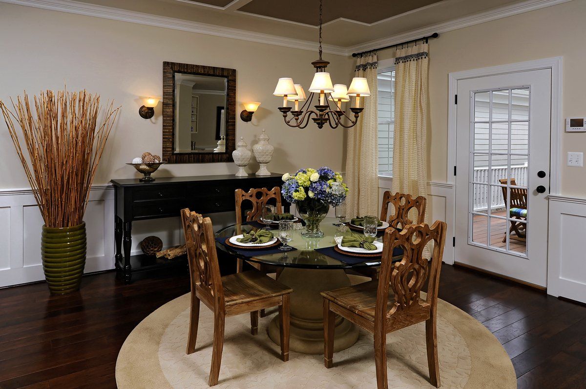 Dining room | Chantham Executive | Covell Communities | Chester, Maryland 21619