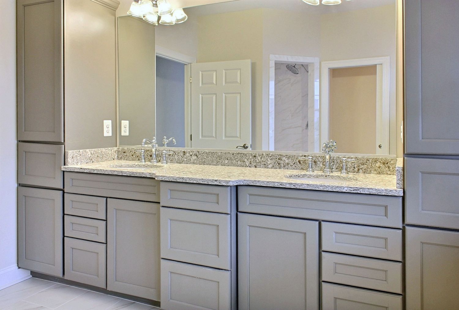 Bathroom vanity cabinets | Cabinets | Covell Communities | Chester, Maryland 21619