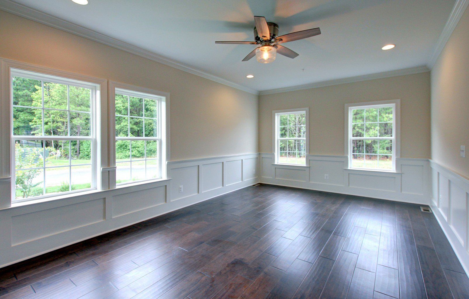 Living room | East Port Executive | Covell Communities | Chester, Maryland 21619