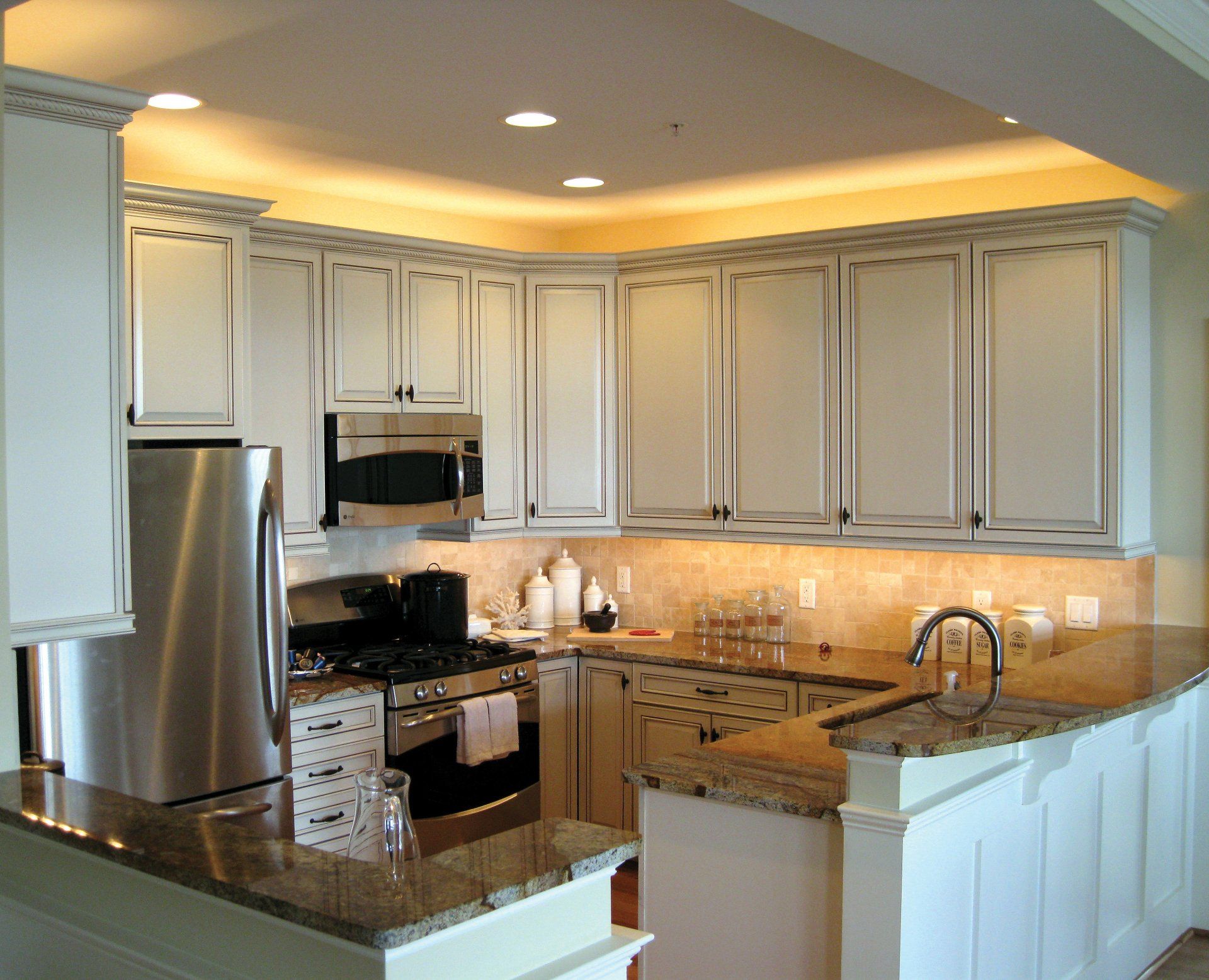 Spacious kitchen with white cabinetry and granite countertops | Kitchens | Covell Communities | Chester, Maryland 21619