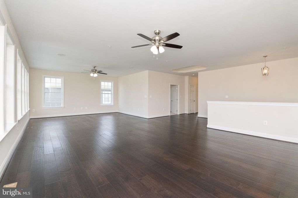 Open living area | Harbour Town Executive | Covell Communities | Chester, Maryland 21619
