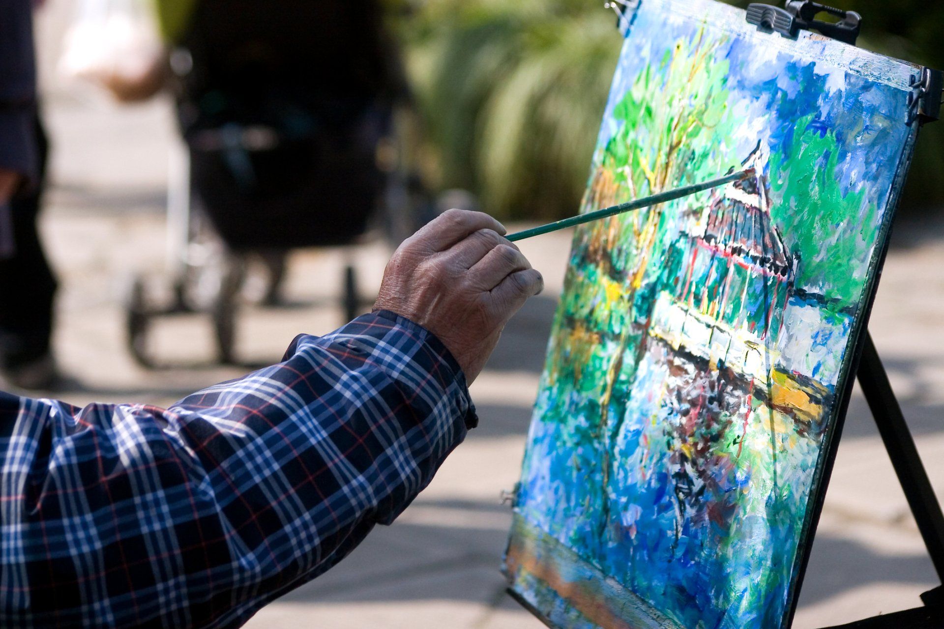 Artist painting a picture | Culture | Covell Communities | Chester, Maryland 21619