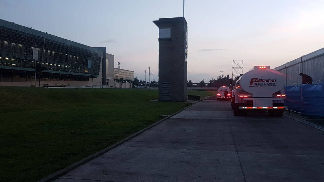 PIPAS DE AGUA AGUILAR-suministro y transporte de agua potable