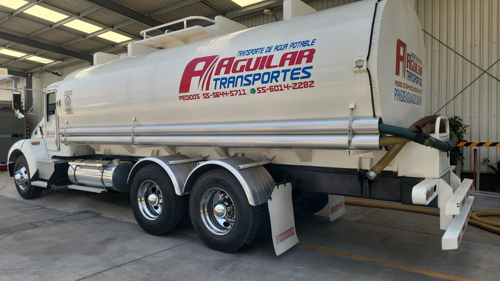 PIPAS DE AGUA AGUILAR-suministro y transporte de agua potable