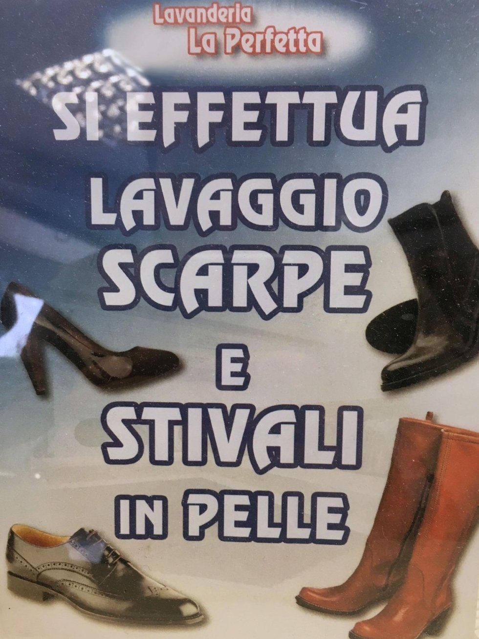 lavaggio di scarpe e stivali in pelle