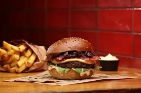 book a canal cruise Amsterdam