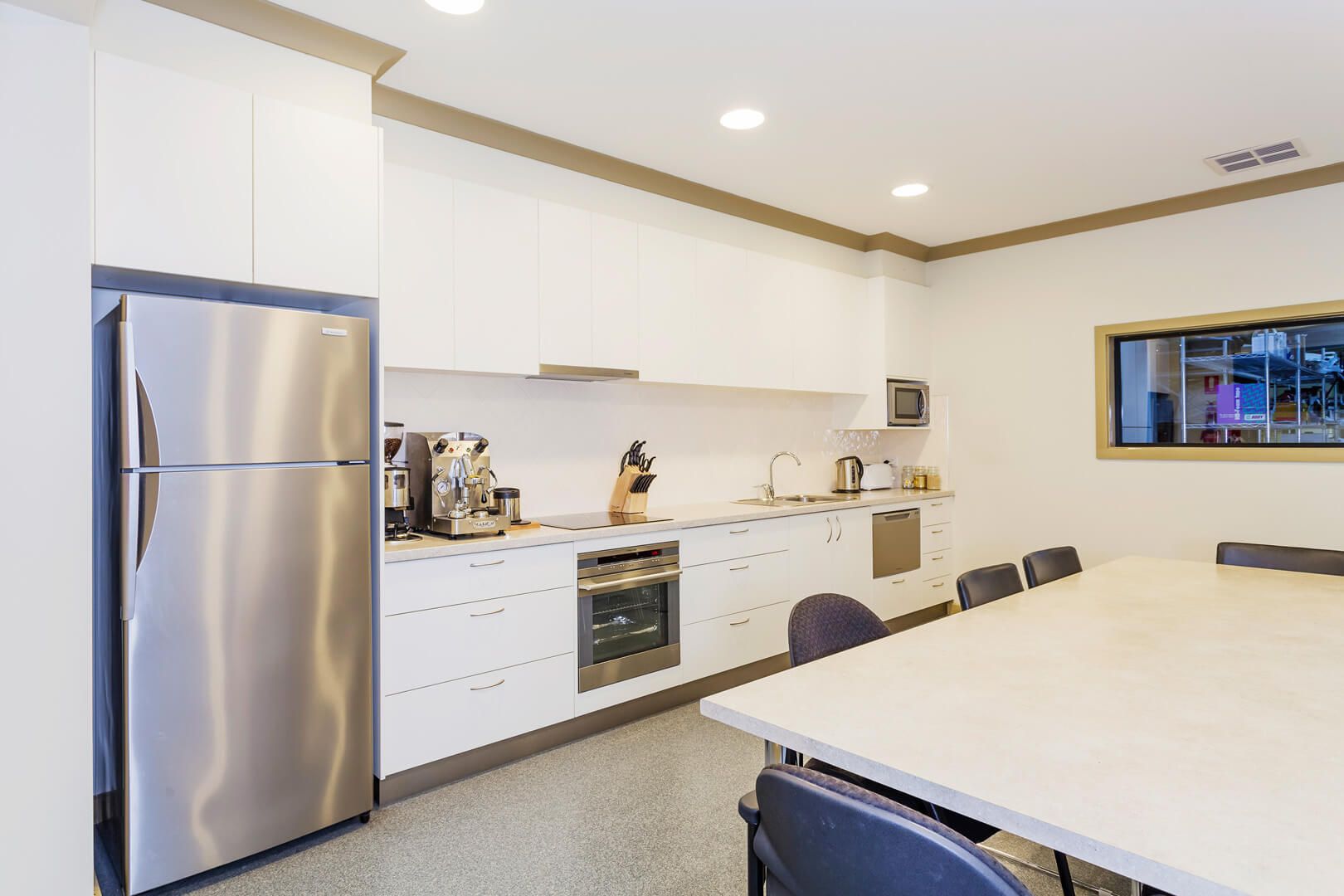 DEVCON Properties - Trade Shop Geelong