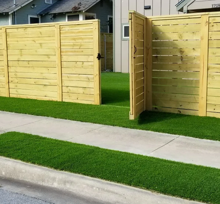 Privacy-fence
