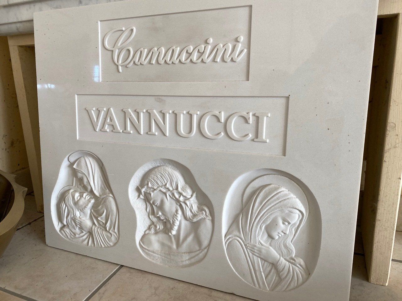 Onoranze Funebri Canaccini e Vannucci_lavorazione marmi4