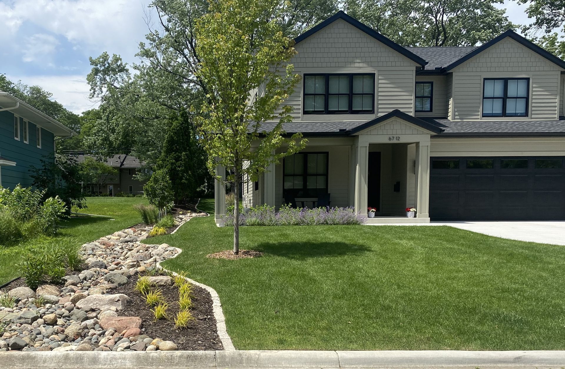Dry+Creek+Bed+drainage+repair+front+yard+landscaping+curb+appeal+Edina+MN+KG+Landscape