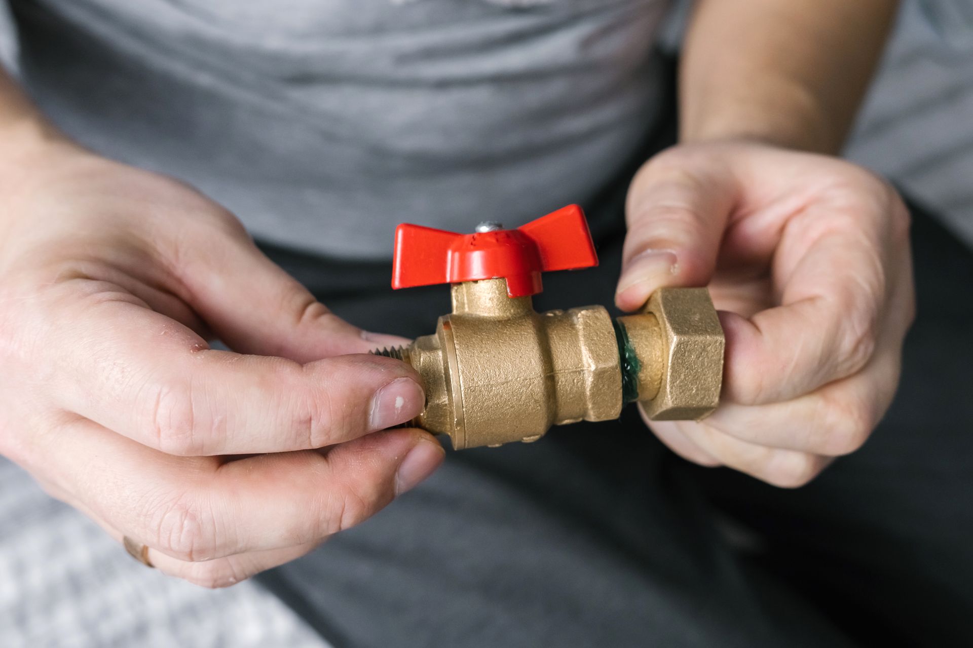 Signs of a Gas Leak You Should Never Ignore