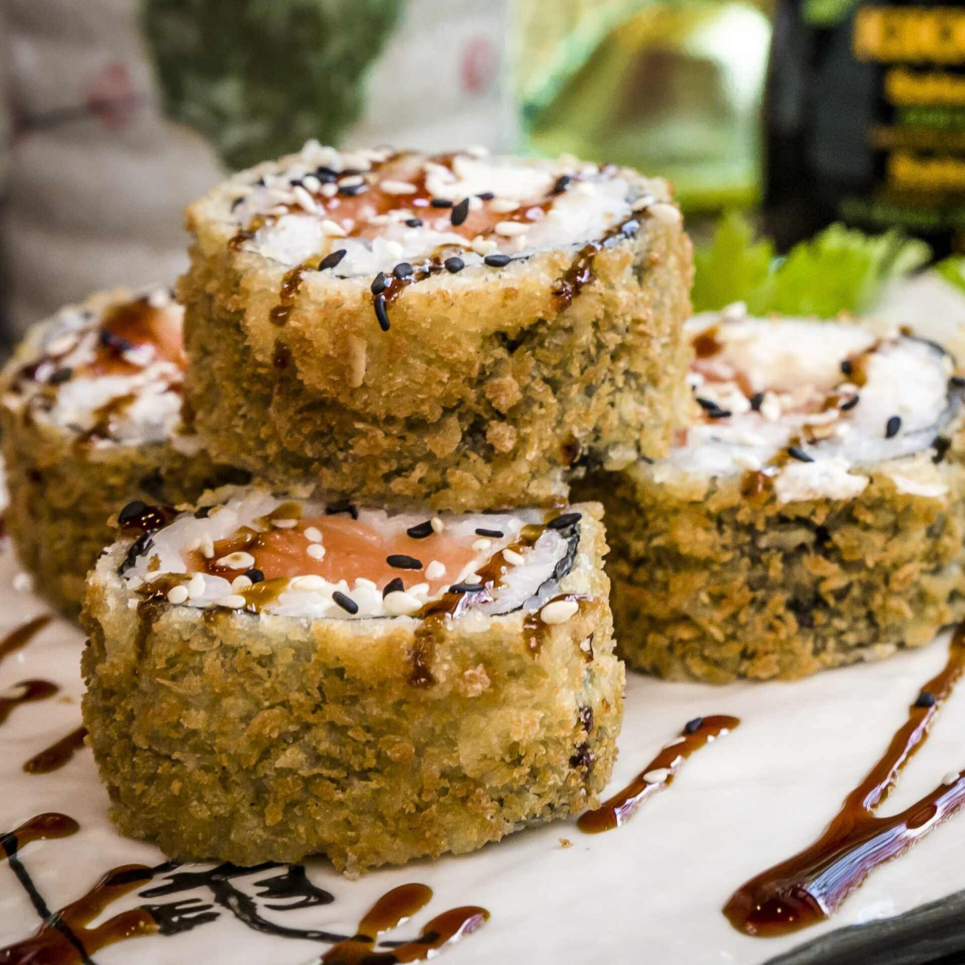 futomaki fritto in un ristorante giapponese a Bari all you can eat