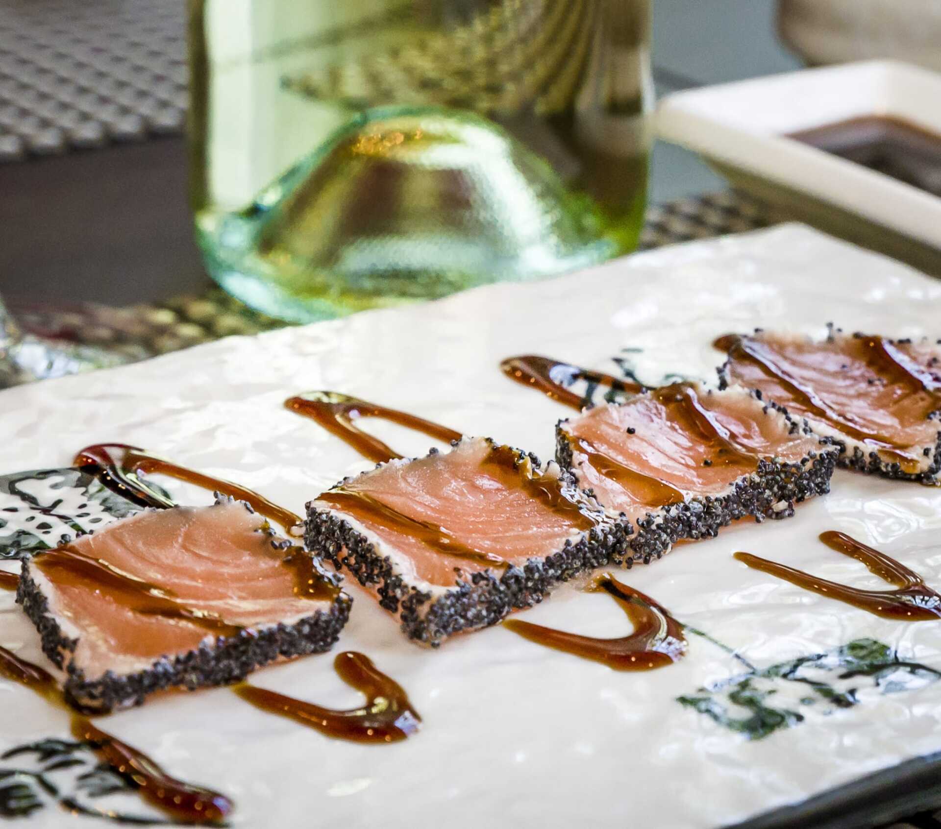 sashimi in crosta di sesamo in un ristorante giapponese a Bari all you can eat