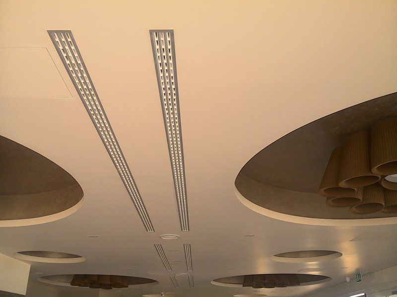 due diffusori lineari per aria