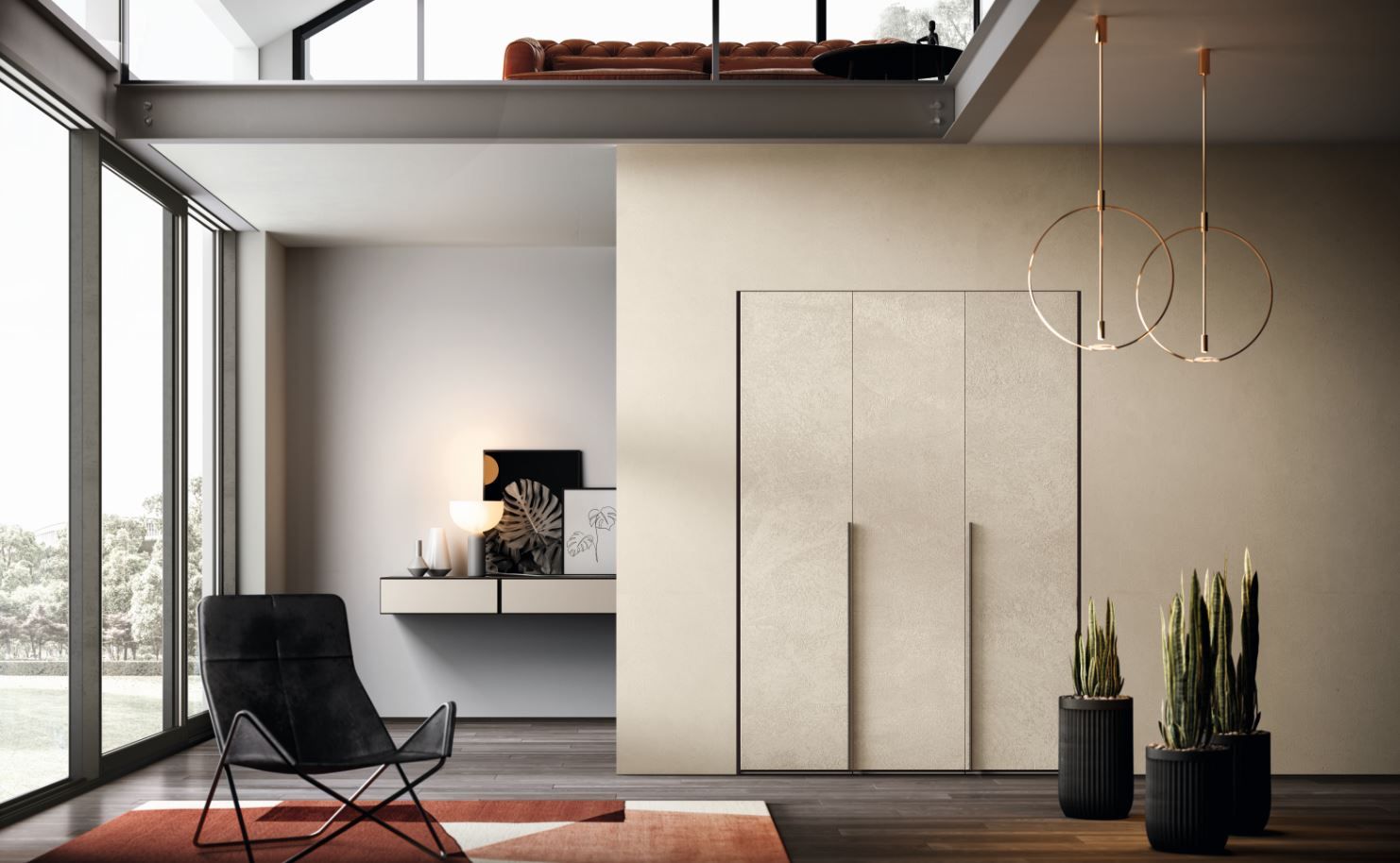 Interni moderni con soppalco, ampie finestre, sedia nera, colori neutri e piante decorative.