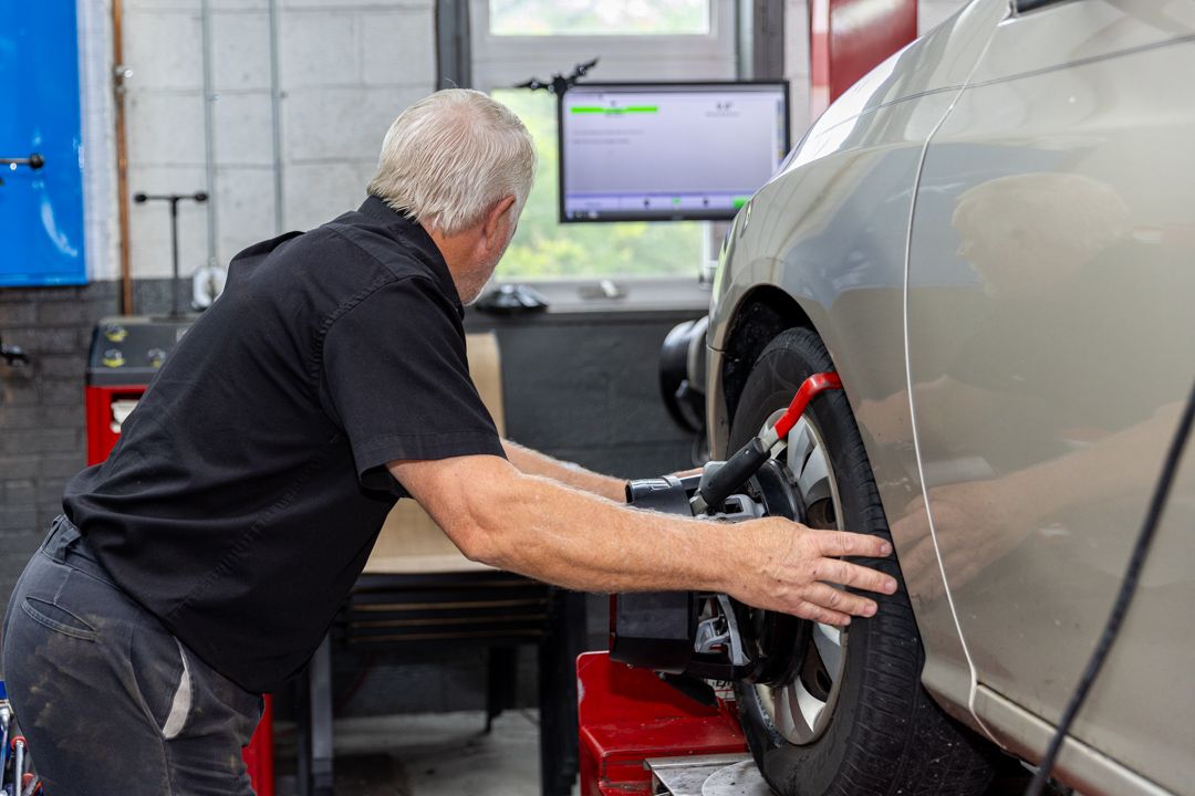 Wheel Alignments at ﻿Smitty's Maintenance Repair & Collision﻿ in ﻿Easton, PA﻿