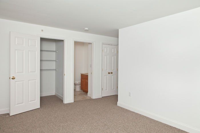 Fountain, Interior Photos