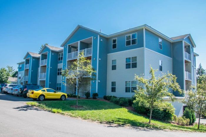 Summit Exterior Photos