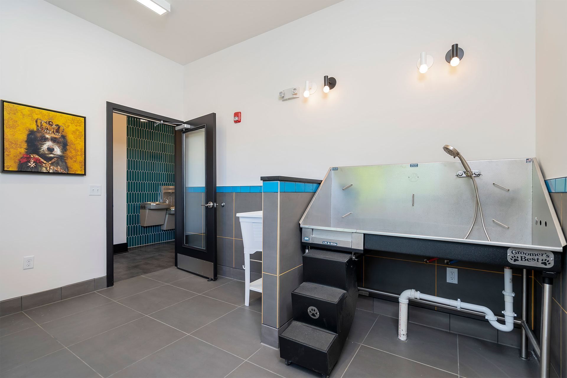 Pet wash station at The Laurel
