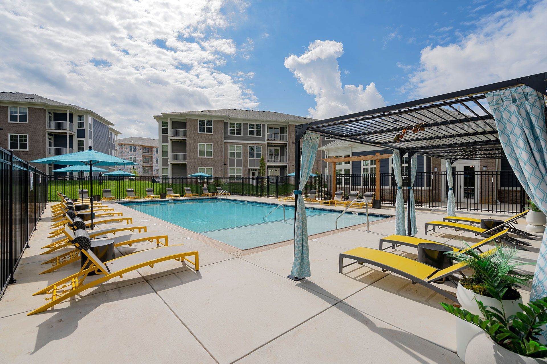 Outdoor Swimming Pool at The Laurel