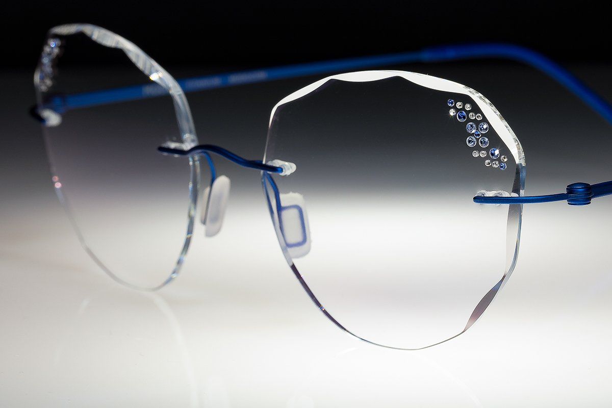 occhiali leggeri senza montatura