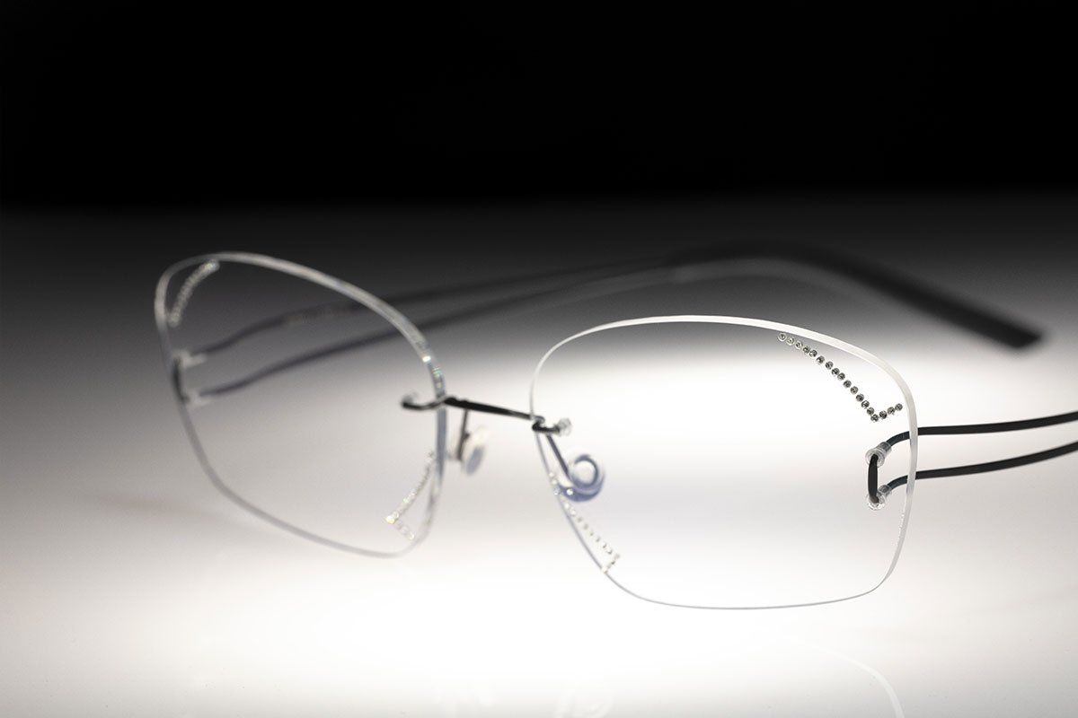 light jewelled rimless eyewear customized by hands