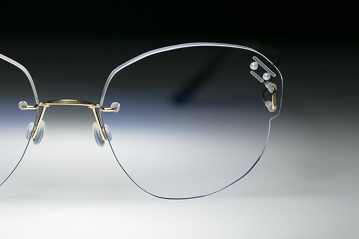 occhiali leggerissimi senza telaio