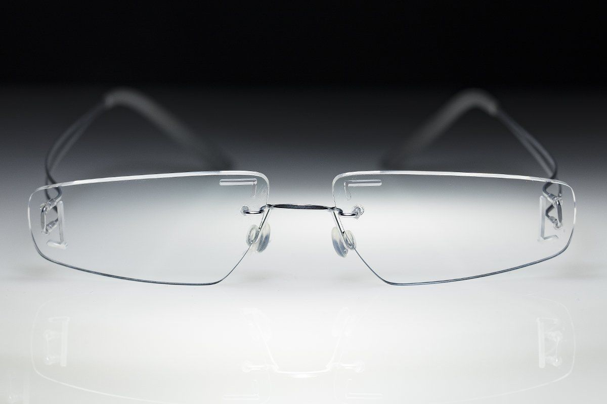 occhiali senza montatura