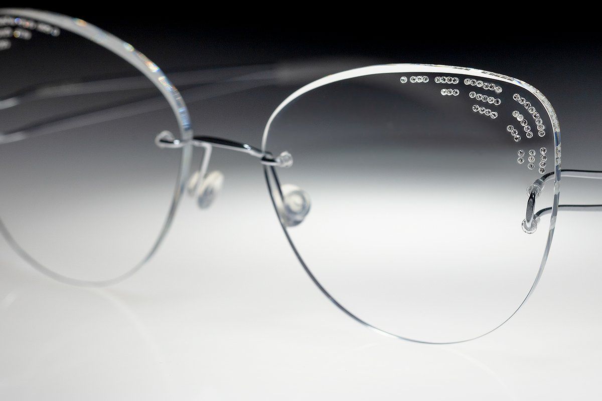 occhiali leggeri senza montatura con brillanti