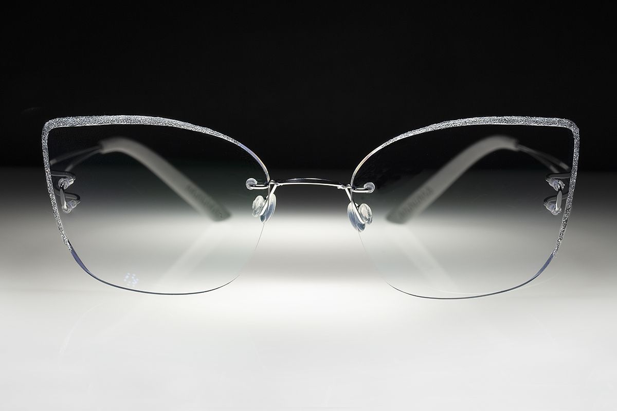 occhiali leggeri senza montatura con brillanti