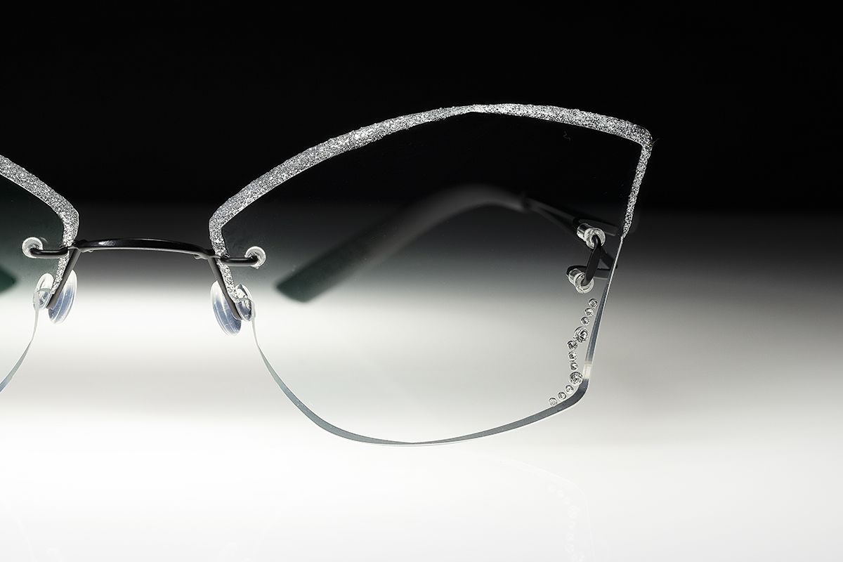 occhiali leggeri senza montatura con brillanti