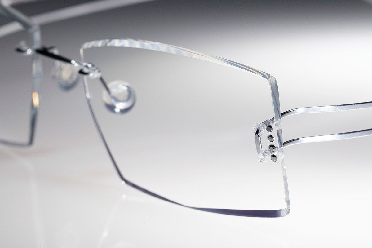 occhiali leggeri senza montatura robusti