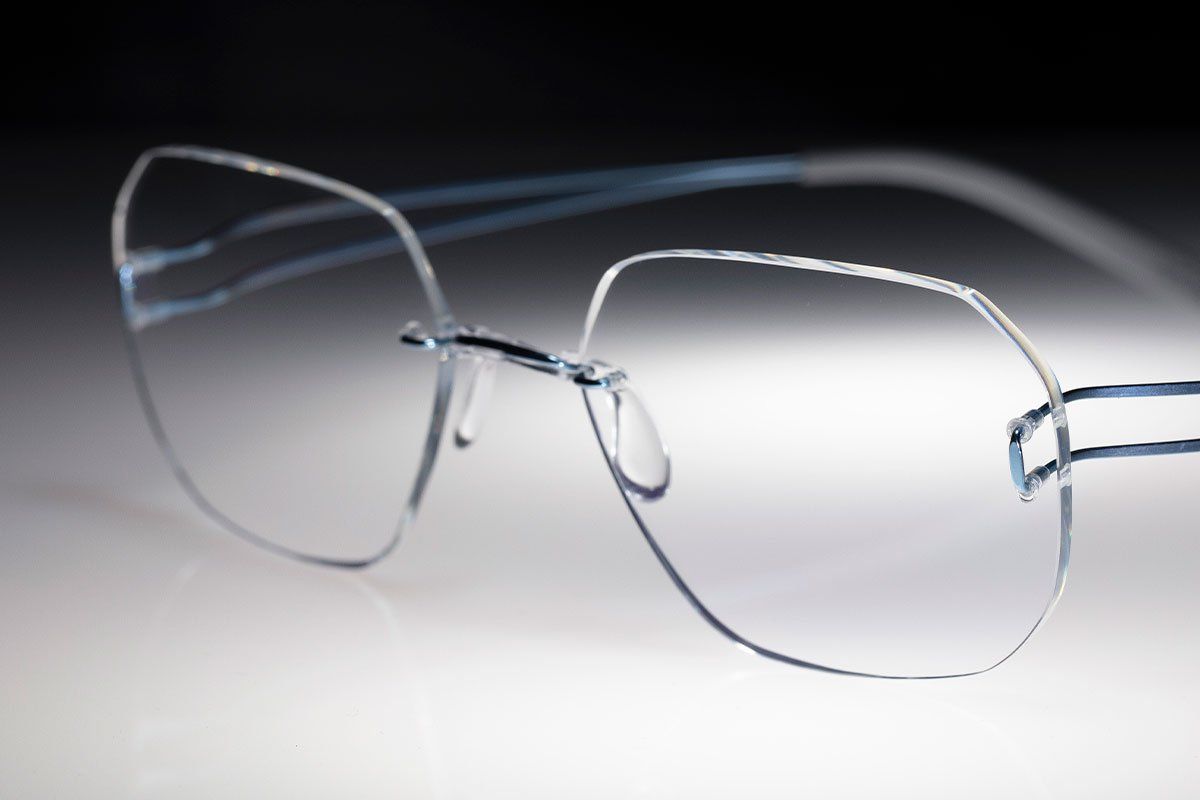 occhiali leggeri senza montatura eleganti