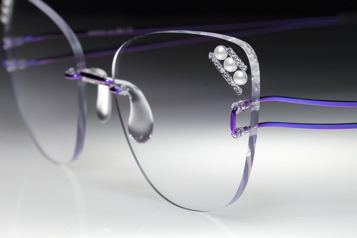 occhiali leggeri senza montatura