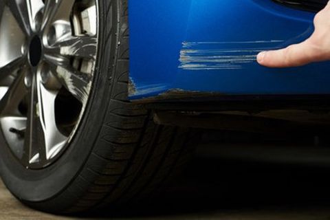 Scratches on the paintwork of your car? Get rid of them easily