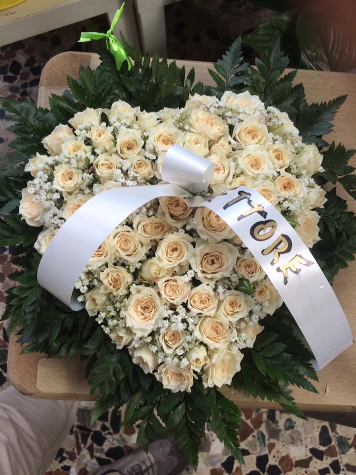 Composizioni floreali: Servizi al defunto Gariglio a Torino