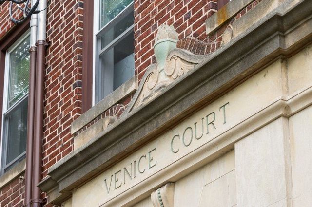 Venice Court Ridgefield Park Sign