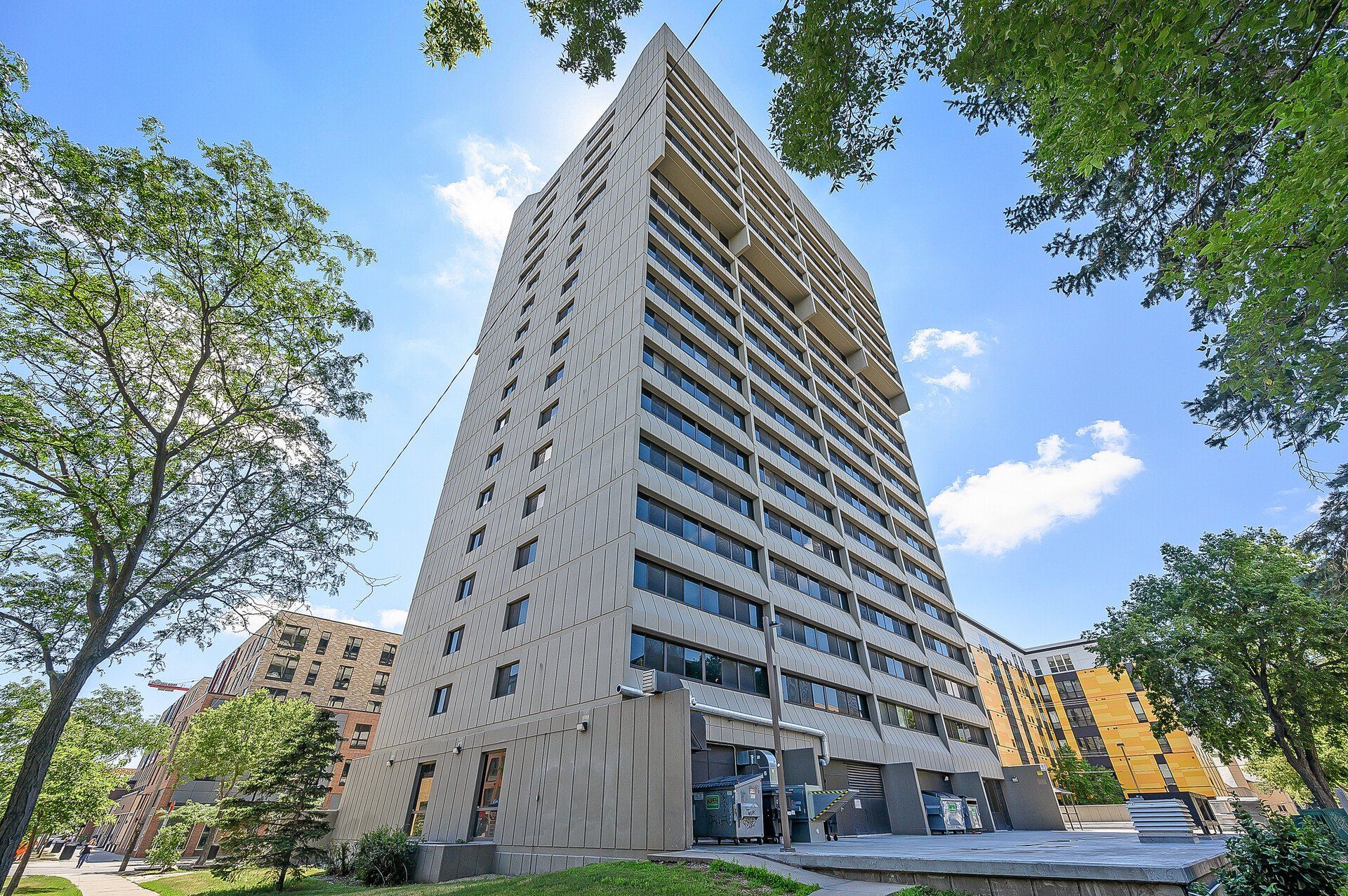 Chateau Exterior Photo