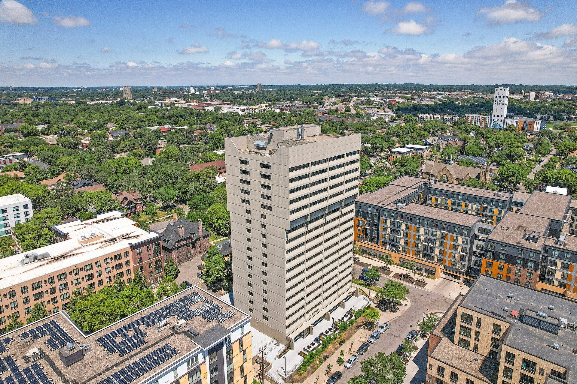 Chateau Student Housing Coop Minneapolis, MN