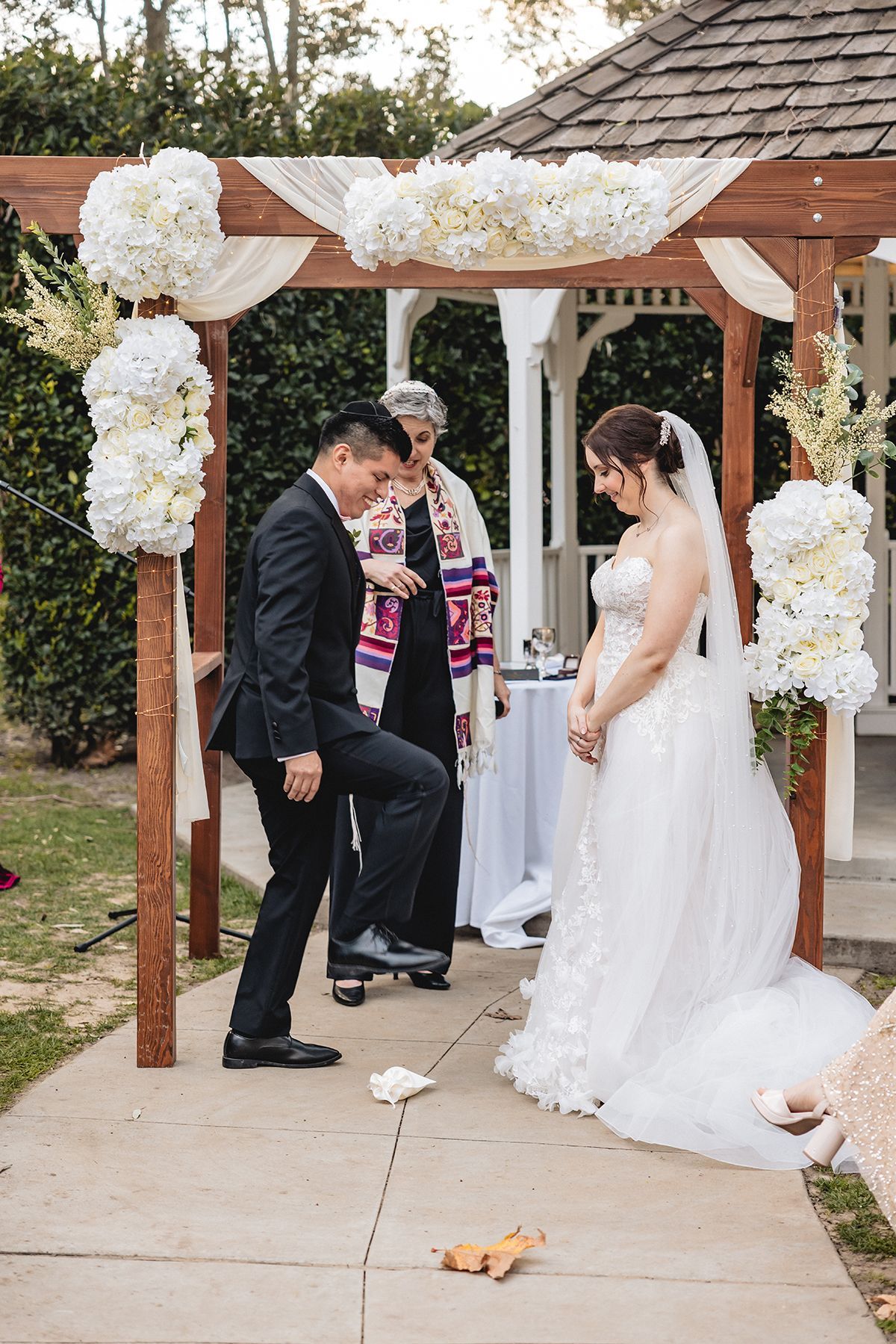 Orange County Wedding Photographer | Luxury Wedding Photography | Shy Heart Studios 