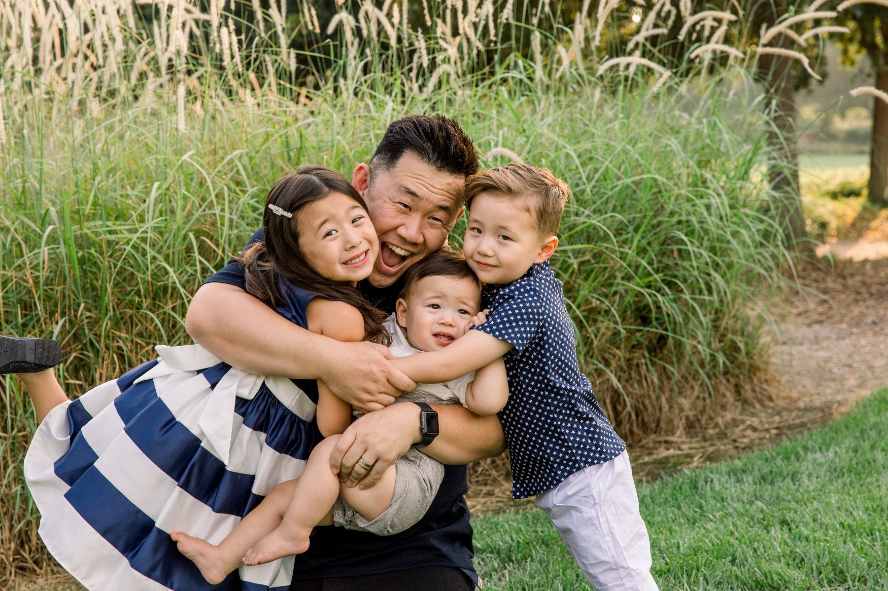 Orange County Family Photographer | Family Portrait | Shy Heart Studios