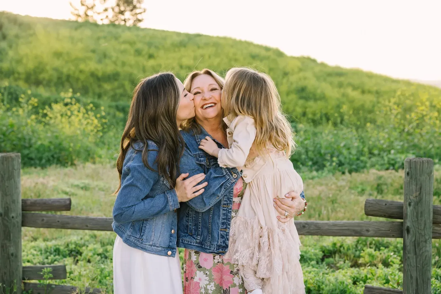 Orange County Family Photographer | Family Portrait| Shy Heart Studios