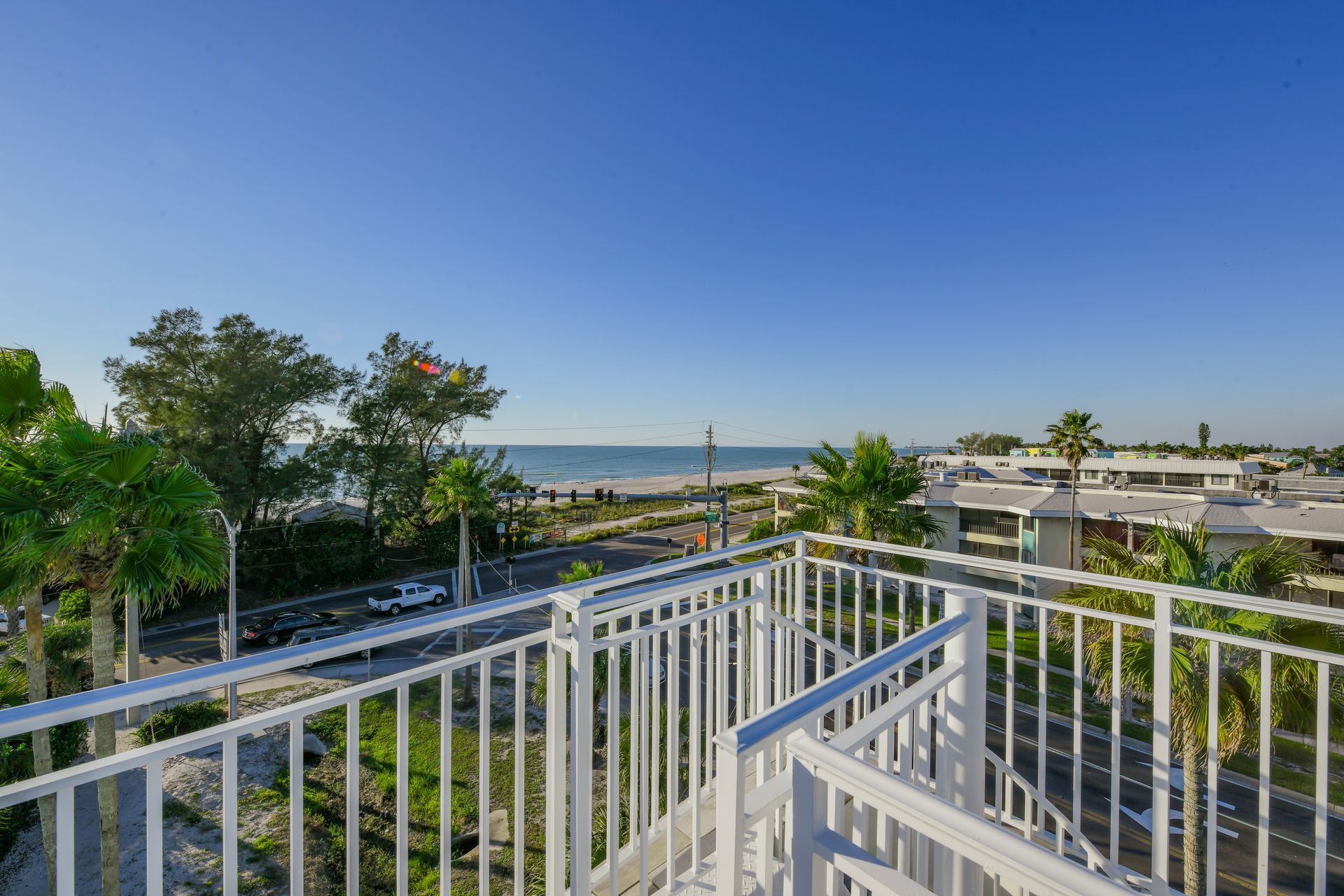 SEA HORSE BEACH HOUSE photo 32